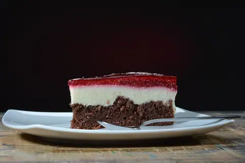 Troy-Anns Patisserie photo 4